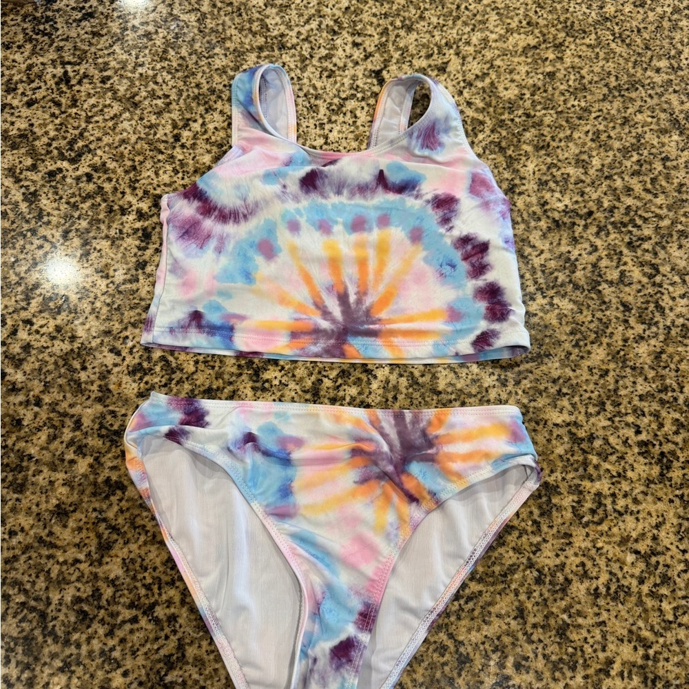 SHEIN Kids Tie-Dye Swim Set No Tag, Fits‎ like Kids Medium